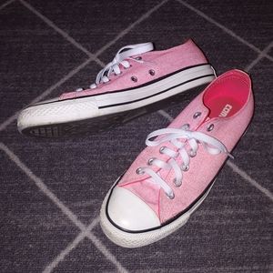 Pink Converse EUC
